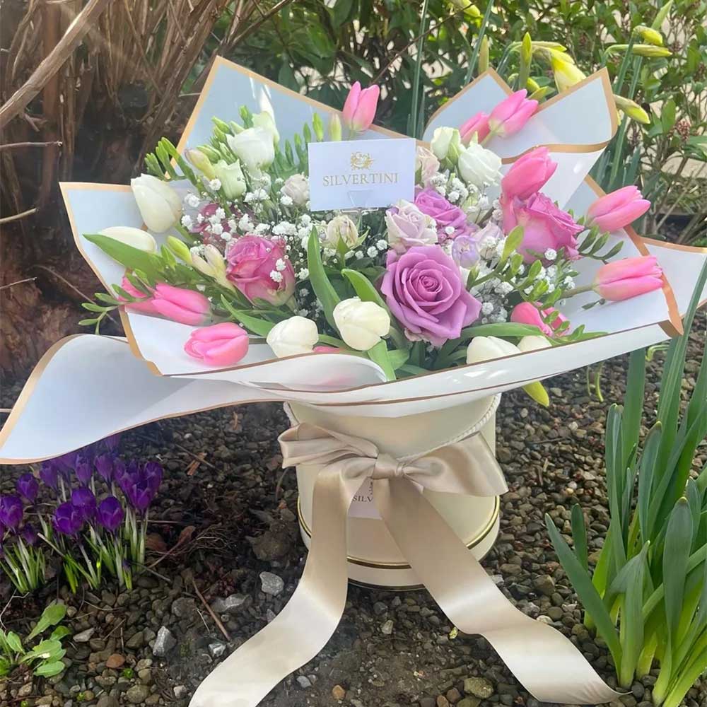 Classic Hatbox - Silvertini Flower Choice